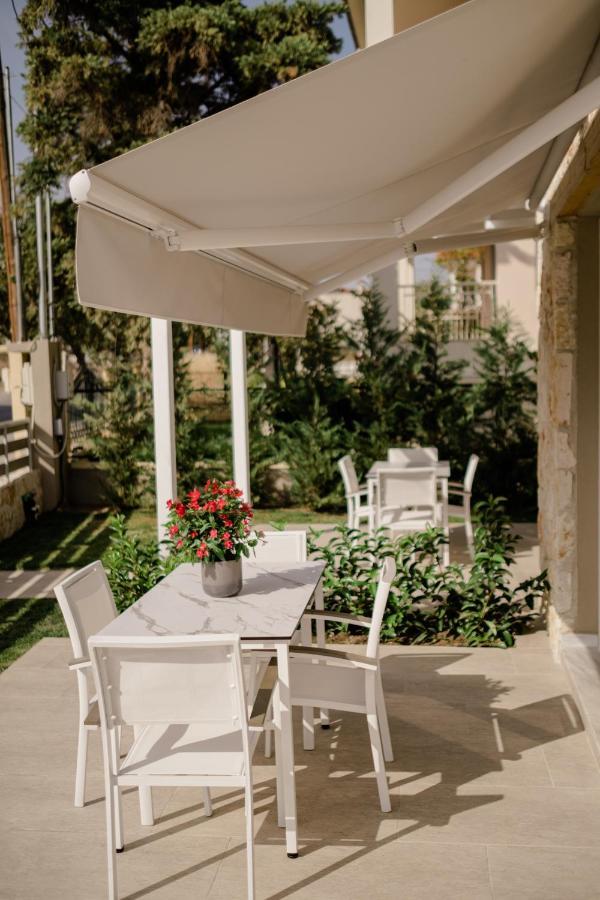 Villa Casale à Nikiti  Extérieur photo