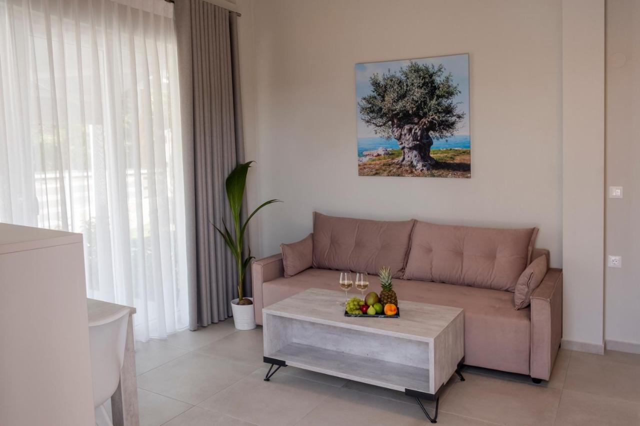 Villa Casale à Nikiti  Extérieur photo